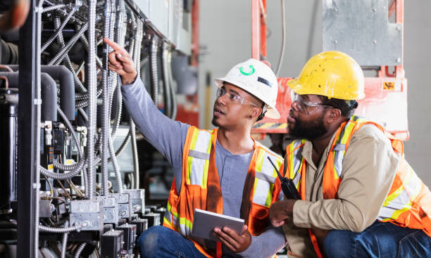 Best Commercial Electrician Services  in Farmington, PA